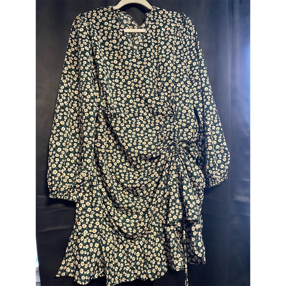 Brand new spring dress - Picture 1 of 1